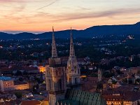 Katedrala Uznesenja Blažene Djevice Marije i svetih Stjepana i Ladislava, sumrak